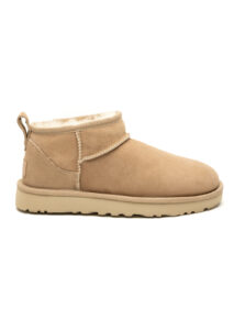 PE25-ugg-1116109SAN.jpg