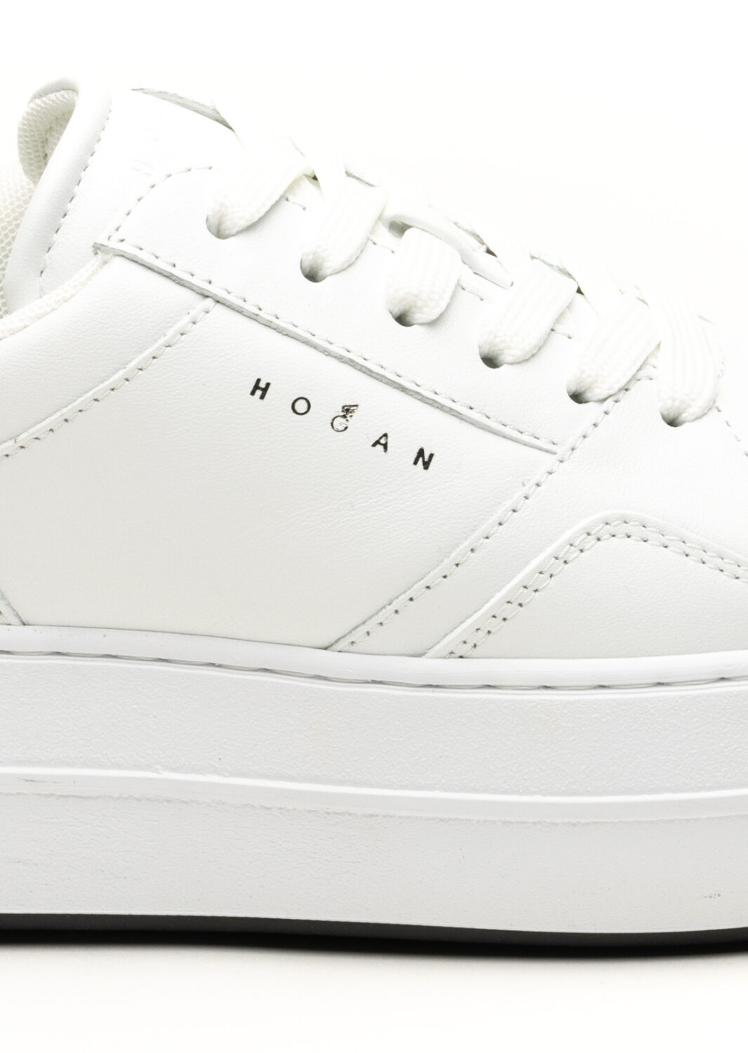 PE25-hogan-HXW6700FK80JUS0000_3_P.jpg