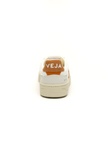 PE25-veja-VDW1720739WHITE20UMBER_2_P.jpg