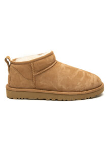 AI25-ugg-1116109CHE.jpg