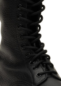 AI25-dr20martens-11820008BLACK_8_P.jpg