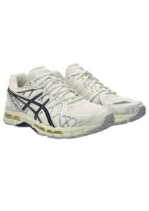 PE26-asics-1203A388104_3_P-1.jpg