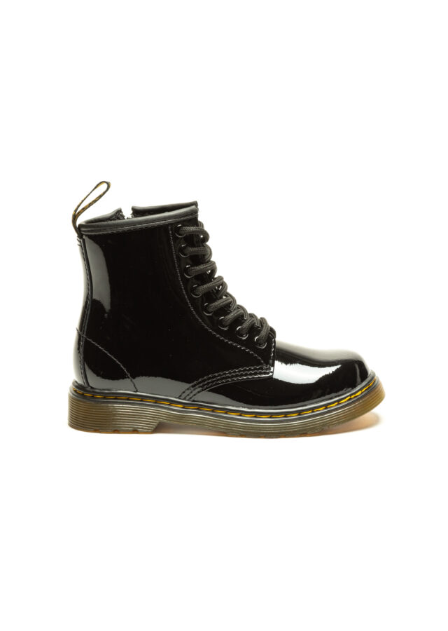 PE26-dr20martens-21979001BLACK.jpg