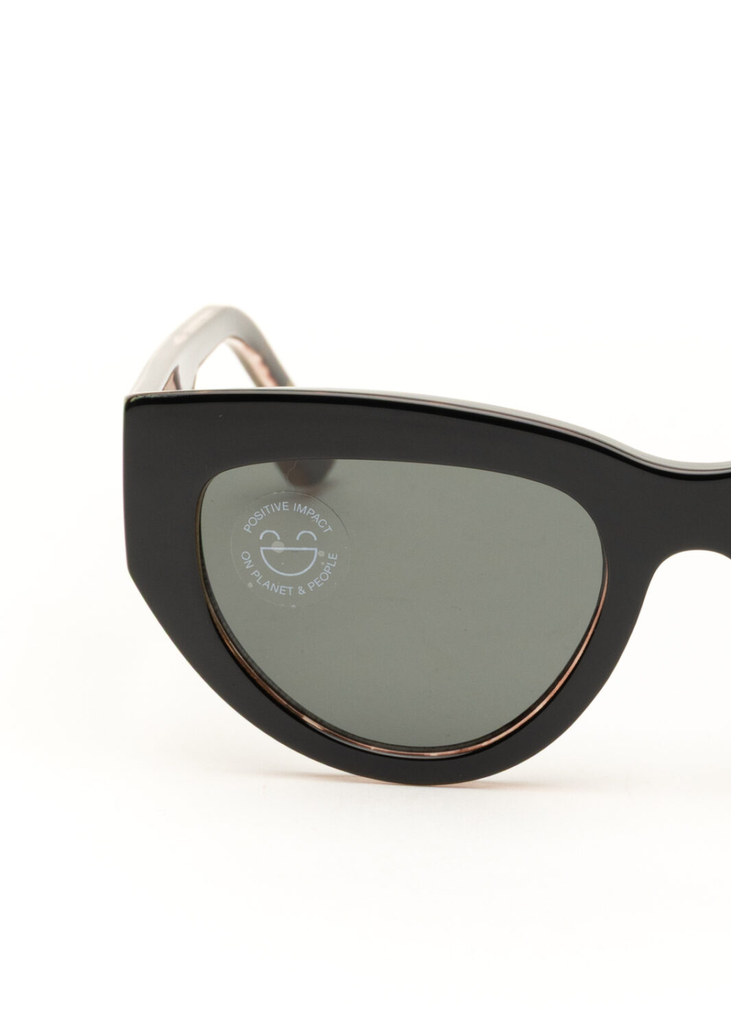 PE26-komono-KIMBLACK20TORTOISE_8_P.jpg