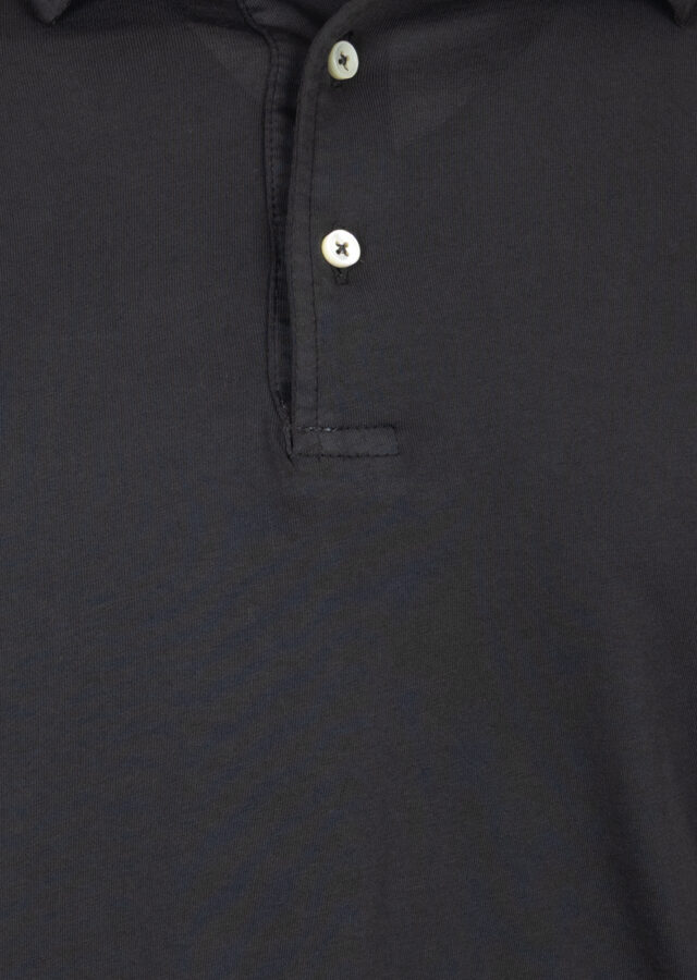 PE26-blker-2015FADED20BLACK_1_P.jpg