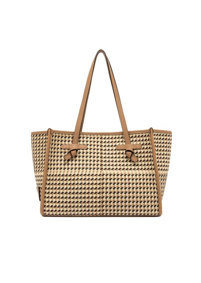 PE26-marcella20by20gianni20chiarini-BS206849COMM20MSQ14509.jpg
