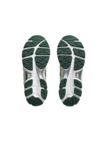 PE26-asics-1203A383750_7_P.jpg
