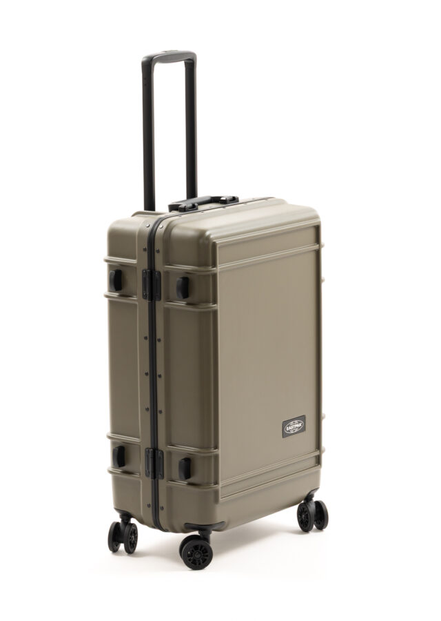 PE26-eastpak-EK0A5BJFJ32_1_P.jpg