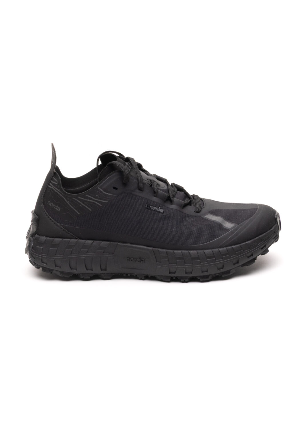 PE26-norda-001M20CORESTEALTH20BLACK.jpg