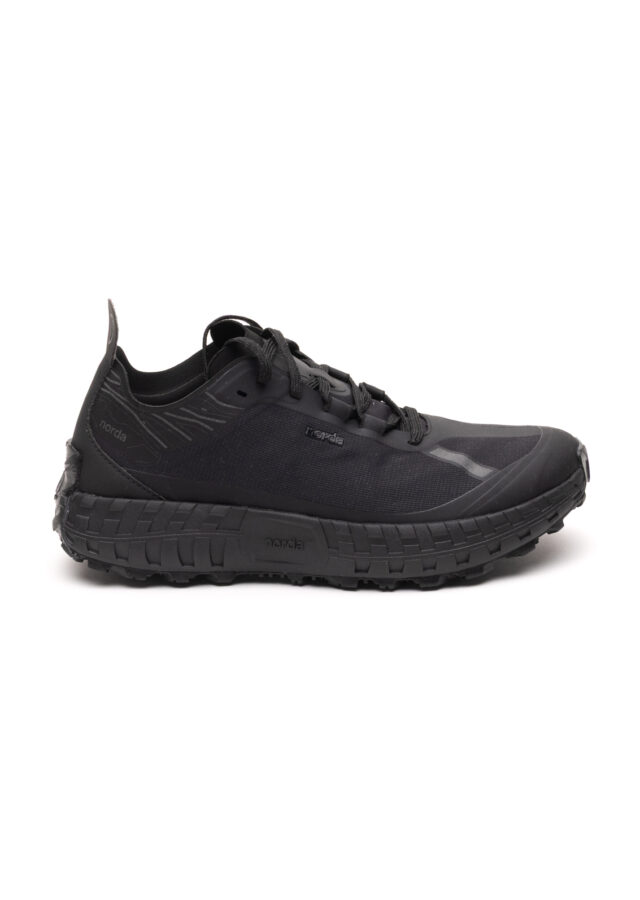 PE26-norda-001M20CORESTEALTH20BLACK.jpg