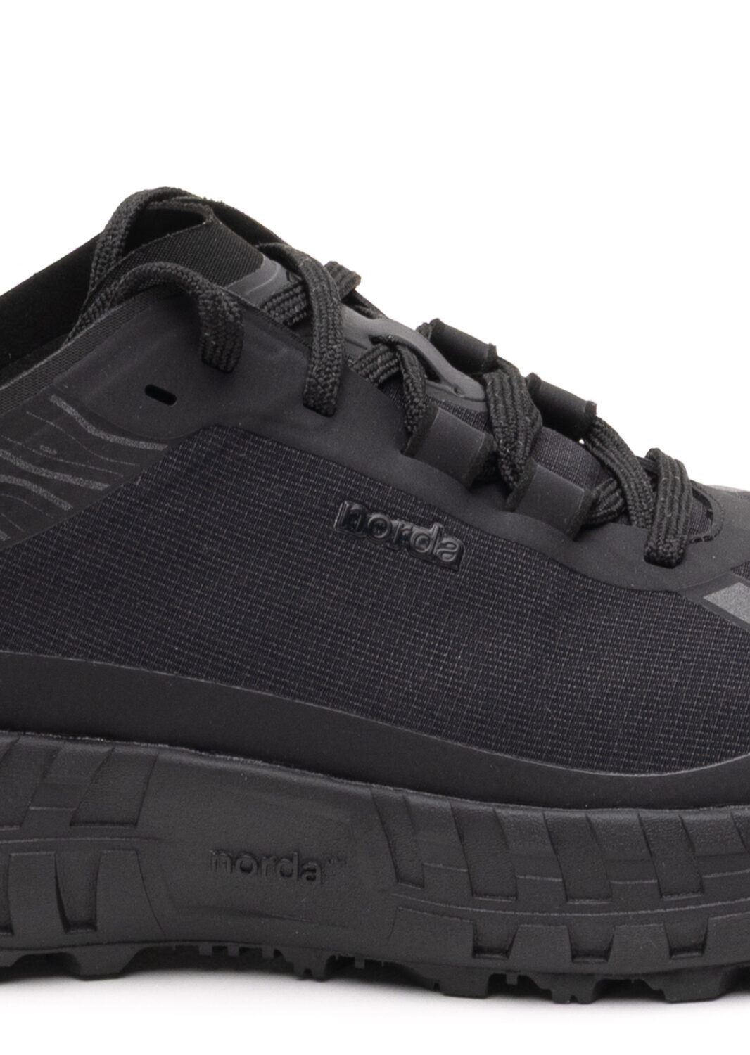 PE26-norda-001W20CORESTEALTH20BLACK_3_P.jpg