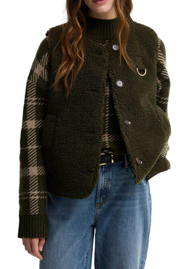 AI26-barbour-LGI0228OL51_1_P-1.jpg