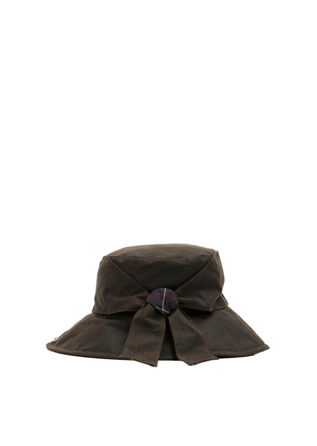 AI26-barbour-LHA0394OL72_1_P-1.jpg
